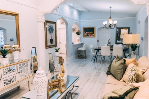 Casa en alquiler en Miami Gardens, Florida, 4 dormitorios, 171.03 m2 № 1944331 - foto 1
