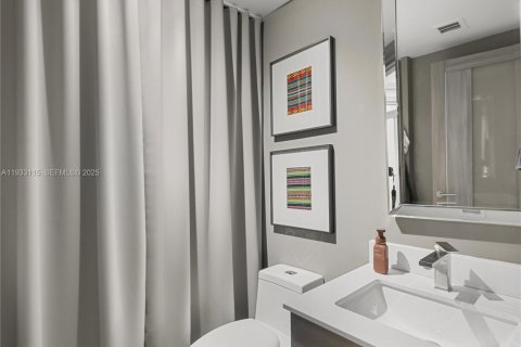 Copropriété à louer à Miami, Floride: 2 chambres, 118.82 m2 № 1991983 - photo 24