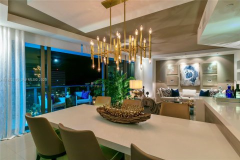 Copropriété à louer à Miami, Floride: 2 chambres, 118.82 m2 № 1991983 - photo 6