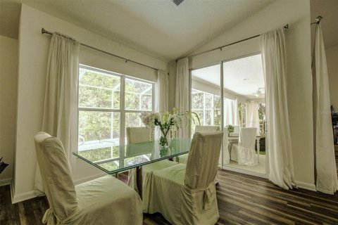 House in Homosassa, Florida 2 bedrooms, 166.76 sq.m. № 2116090 - photo 23