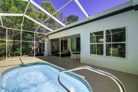 House in Homosassa, Florida 2 bedrooms, 166.76 sq.m. № 2116090 - photo 25