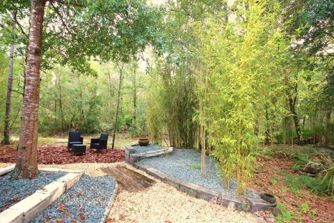 House in Homosassa, Florida 2 bedrooms, 166.76 sq.m. № 2116090 - photo 22