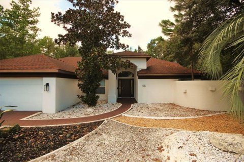 House in Homosassa, Florida 2 bedrooms, 166.76 sq.m. № 2116090 - photo 21