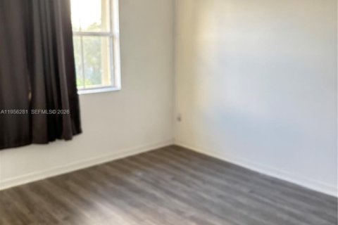 Снять в аренду виллу или дом в Майами, Флорида 5 спален, 316.24м2, № 2011932 - фото 8