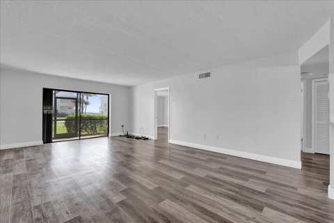 Copropriété à louer à Melbourne Beach, Floride: 2 chambres, 112.88 m2 № 2101251 - photo 5