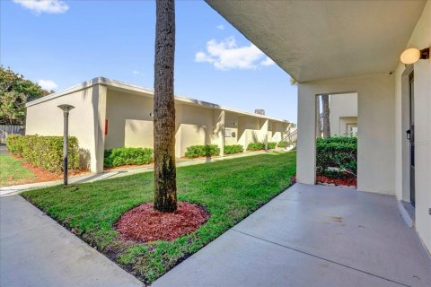 Copropriété à louer à Melbourne Beach, Floride: 2 chambres, 112.88 m2 № 2101251 - photo 4