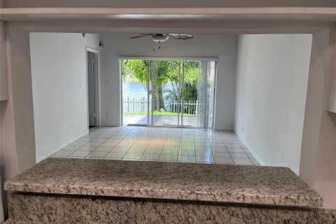 Villa ou maison à louer à Dania Beach, Floride: 3 chambres, 105.07 m2 № 2350746 - photo 26