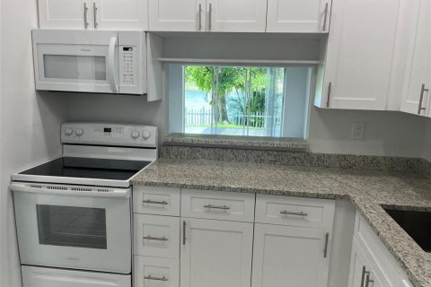 Villa ou maison à louer à Dania Beach, Floride: 3 chambres, 105.07 m2 № 2350746 - photo 27