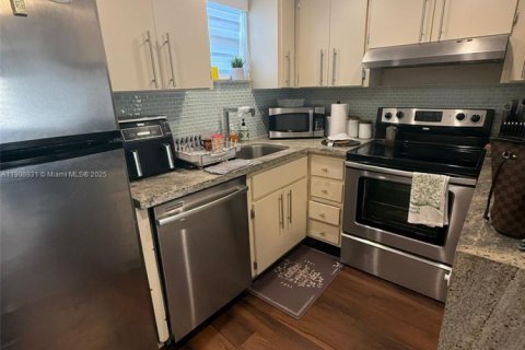 Condominio en venta en Doral, Florida, 2 dormitorios, 96.25 m2 № 2013667 - foto 6