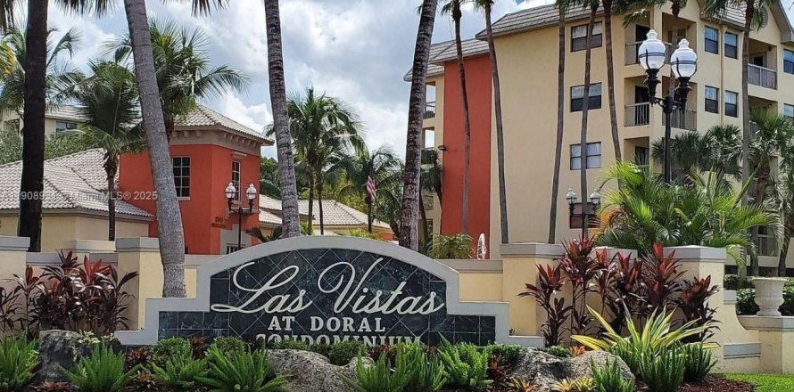 Condominio en Doral, Florida, 2 dormitorios  № 2013667
