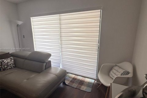 Condominio en venta en Doral, Florida, 2 dormitorios, 96.25 m2 № 2013667 - foto 17