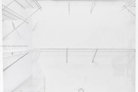 Купить виллу или дом в Пемброк-Пайнс, Флорида 3 спальни, 111.85м2, № 1932781 - фото 12