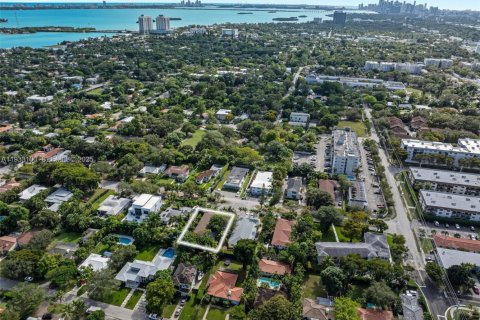 Commercial property in Miami, Florida 213.12 sq.m. № 1992719 - photo 3