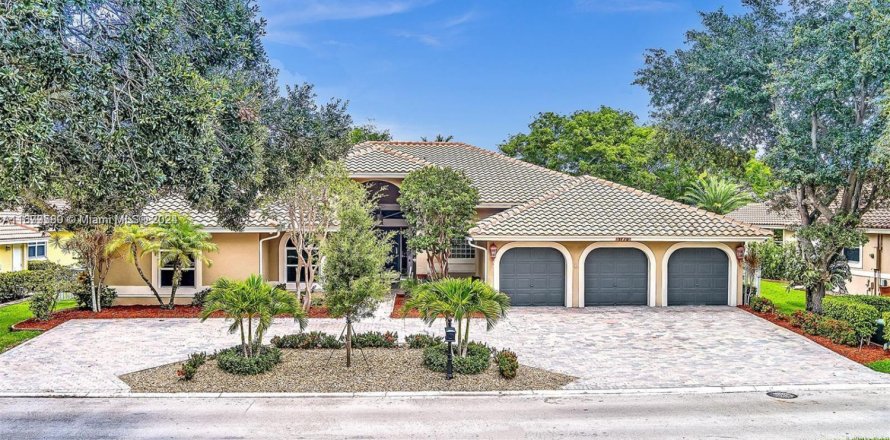 Casa en Coral Springs, Florida 4 dormitorios, 298.03 m2 № 1863220