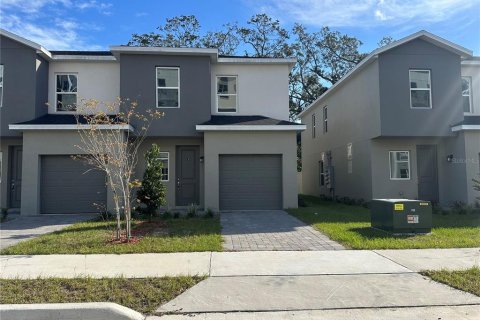Adosado en venta en Orlando, Florida, 3 dormitorios, 157.66 m2 № 1779076 - foto 1