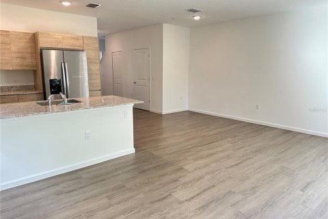 Adosado en venta en Orlando, Florida, 3 dormitorios, 157.66 m2 № 1779076 - foto 9