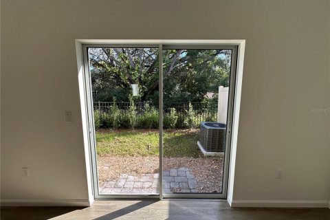 Adosado en venta en Orlando, Florida, 3 dormitorios, 157.66 m2 № 1779076 - foto 10
