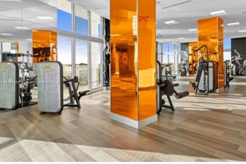 Condo in Sunrise, Florida, 2 bedrooms  № 1959276 - photo 12