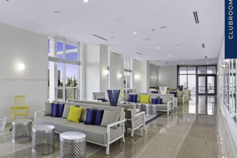 Condo in Sunrise, Florida, 2 bedrooms  № 1959276 - photo 5