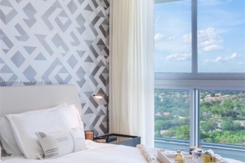 Condo in Sunrise, Florida, 2 bedrooms  № 1959276 - photo 2