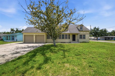 Villa ou maison à Bradenton, Floride 4 chambres, 199.83 m2 № 2132134