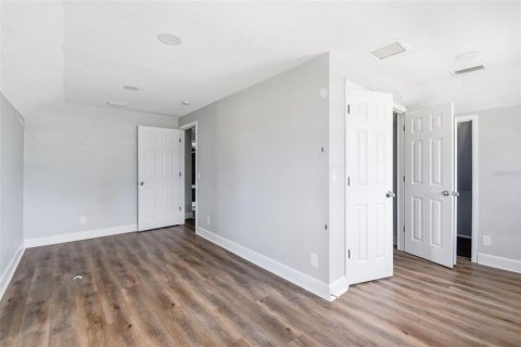 Casa en venta en Bradenton, Florida, 4 dormitorios, 199.83 m2 № 2132134 - foto 28