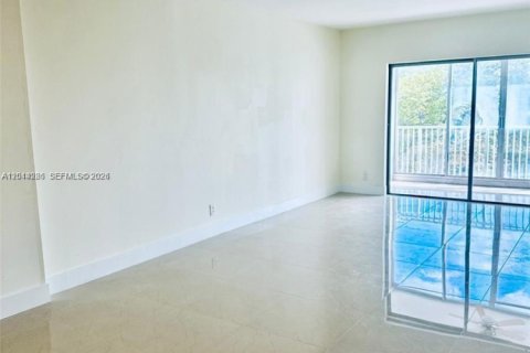 Copropriété à louer à Hollywood, Floride: 2 chambres, 105.17 m2 № 2076403 - photo 26