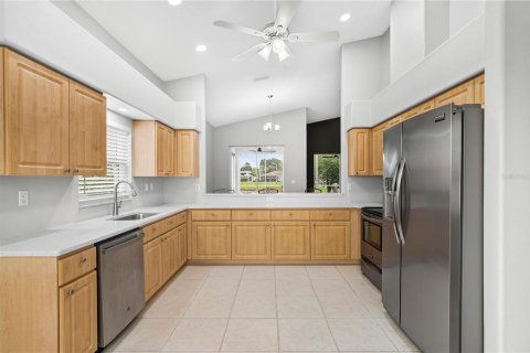 Villa ou maison à vendre à Weeki Wachee, Floride: 3 chambres, 164.34 m2 № 2280017 - photo 9