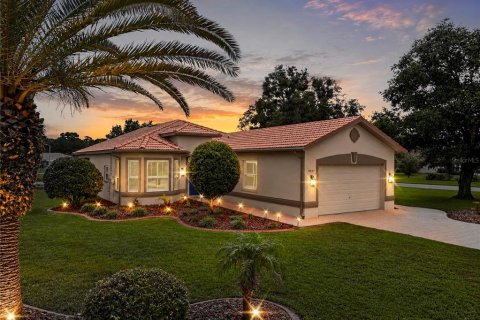 Villa ou maison à vendre à Weeki Wachee, Floride: 3 chambres, 164.34 m2 № 2280017 - photo 2