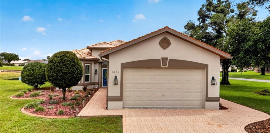 Villa ou maison à Weeki Wachee, Floride 3 chambres, 164.34 m2 № 2280017