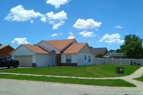 Casa en venta en Kissimmee, Florida, 3 dormitorios, 114.73 m2 № 1916752 - foto 1