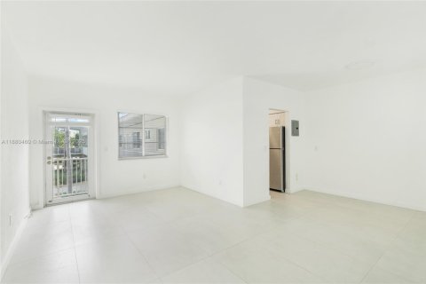 Appartement à louer à Miami Beach, Floride: 1 chambre, 65.03 m2 № 1929098 - photo 4