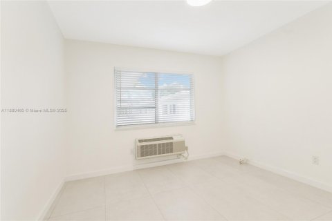 Appartement à louer à Miami Beach, Floride: 1 chambre, 65.03 m2 № 1929098 - photo 10