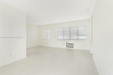 Appartement à louer à Miami Beach, Floride: 1 chambre, 65.03 m2 № 1929098 - photo 9