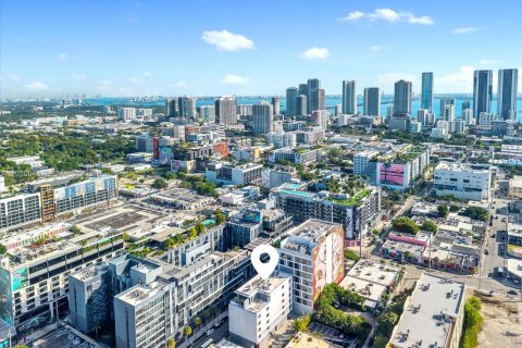 Condominio en alquiler en Miami, Florida, 2 dormitorios, 131.92 m2 № 2054471 - foto 27