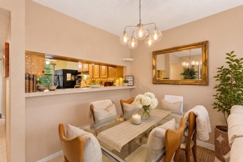 Купить кондоминиум в Тамарак, Флорида 4 комнаты, 108.7м2, № 2249562 - фото 2