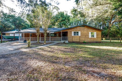 Villa ou maison à vendre à Green Cove Springs, Floride: 4 chambres, 202.43 m2 № 820836 - photo 1