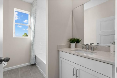 Casa en venta en Groveland, Florida, 4 dormitorios, 219.71 m2 № 1785482 - foto 19