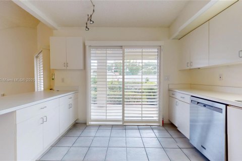 Villa ou maison à vendre à Homestead, Floride: 2 chambres, 108.79 m2 № 1946618 - photo 10