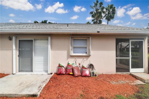 Villa ou maison à vendre à Homestead, Floride: 2 chambres, 108.79 m2 № 1946618 - photo 19