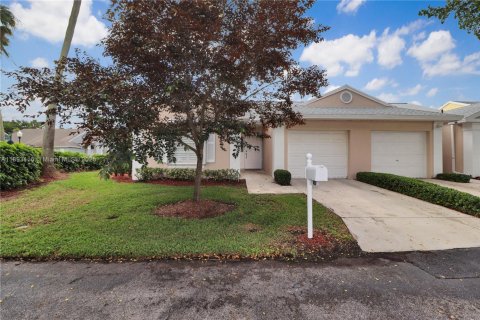 Villa ou maison à vendre à Homestead, Floride: 2 chambres, 108.79 m2 № 1946618 - photo 1