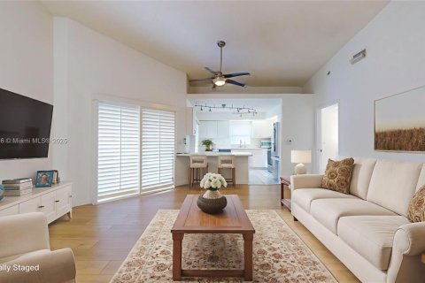 Villa ou maison à vendre à Homestead, Floride: 2 chambres, 108.79 m2 № 1946618 - photo 4