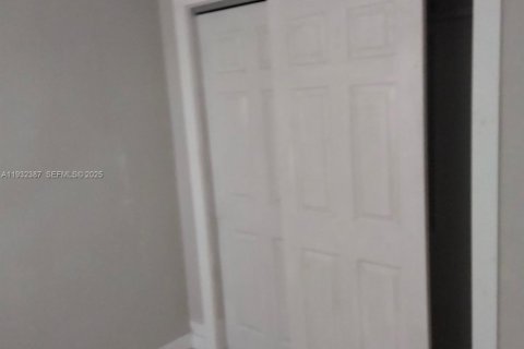 Condominio en alquiler en Deerfield Beach, Florida, 2 dormitorios, 65.87 m2 № 1990696 - foto 5