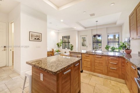 Townhouse in Doral, Florida 3 bedrooms, 226.5 sq.m. № 2409129 - photo 19
