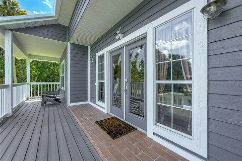 House in Crystal River, Florida 3 bedrooms, 343.27 sq.m. № 2151337 - photo 7
