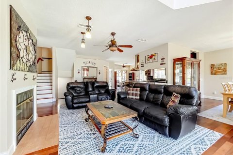 House in Crystal River, Florida 3 bedrooms, 343.27 sq.m. № 2151337 - photo 11