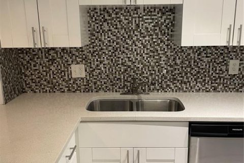 Снять в аренду кондоминиум в Сарасота, Флорида 1 комната, 92.07м2, № 1785950 - фото 11