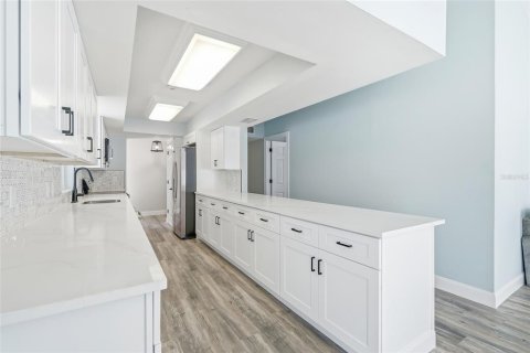 Villa ou maison à vendre à Saint Petersburg, Floride: 3 chambres, 164.25 m2 № 2329826 - photo 5