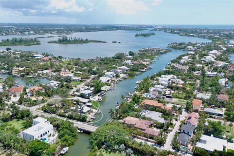 Купить виллу или дом в Сарасота, Флорида 5 комнат, 200.95м2, № 1904200 - фото 29