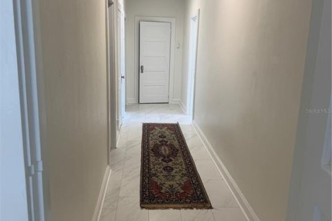 House in Clearwater, Florida 3 bedrooms, 196.21 sq.m. № 2166023 - photo 26